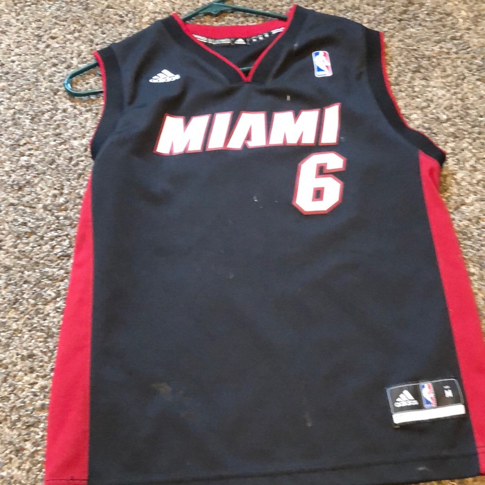 Lebron James Jersey